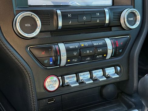 Used 2018 Ford Mustang Premium w/ Equipment Group 201A image 21