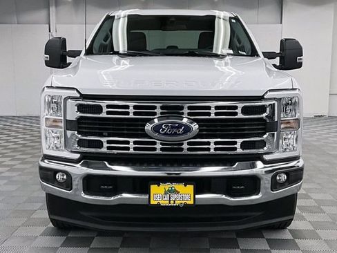Used 2024 Ford F250 XLT AWD/4WD image 4
