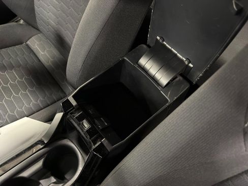 Used 2022 Toyota Corolla SE image 12