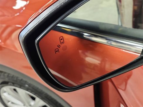 Used 2019 Ford Escape SEL image 35