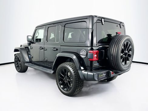 Used 2021 Jeep Wrangler Sahara w/ Cold Weather Group image 5