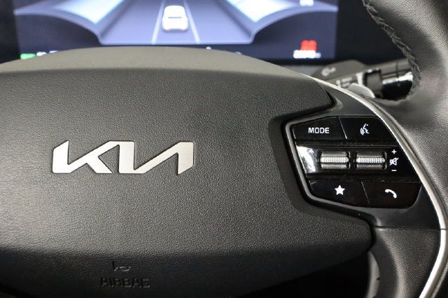 Used 2023 Kia EV6 Wind w/ Wind Technology Package AWD/4WD image 10