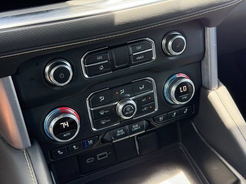 Certified 2024 GMC Yukon SLT RWD image 24