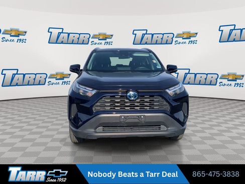 Used 2024 Toyota RAV4 XLE AWD/4WD image 3