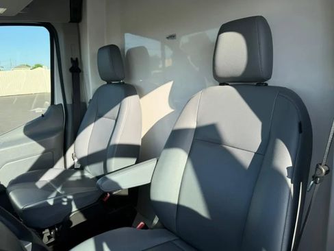 Used 2019 Ford Transit 250 148 Medium Roof image 13