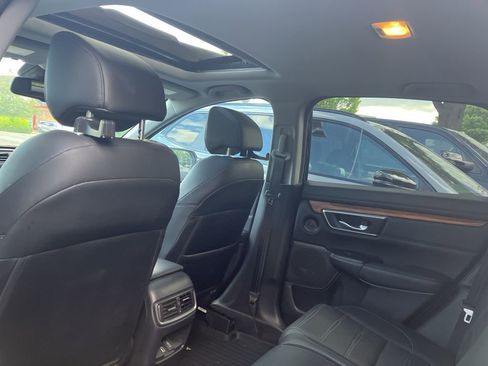 Used 2021 Honda CR-V Touring image 17