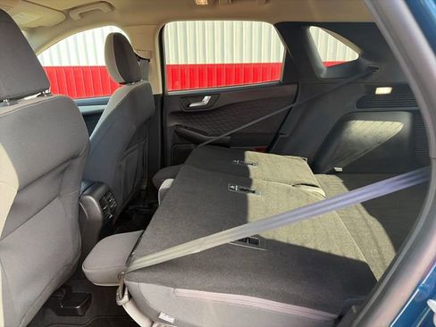 Used 2020 Ford Escape SE image 37