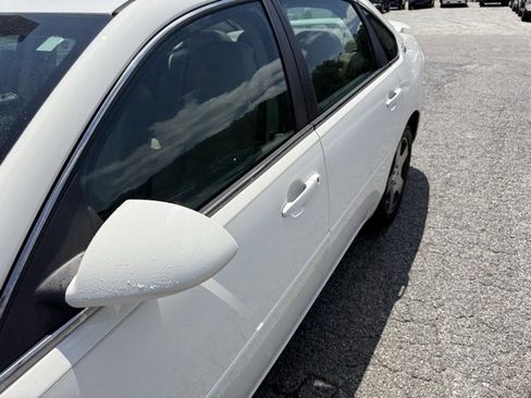 Used 2008 Chevrolet Impala SS w/ Convenience Package image 16