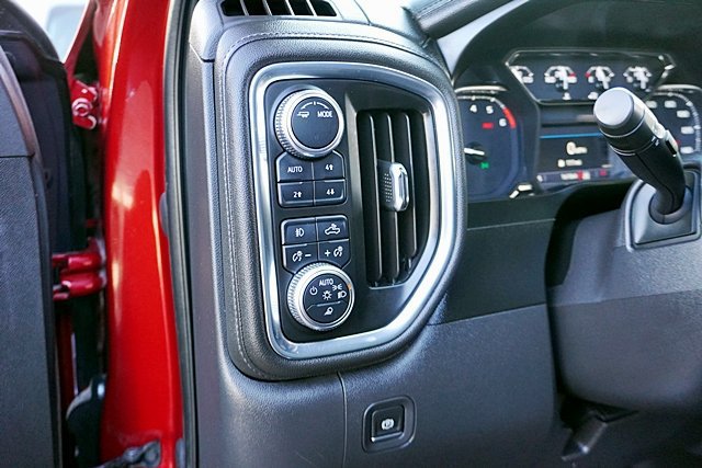 Used 2021 GMC Sierra 1500 SLT AWD/4WD image 38