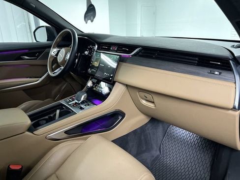 Used 2022 Jaguar F-PACE S AWD/4WD image 30