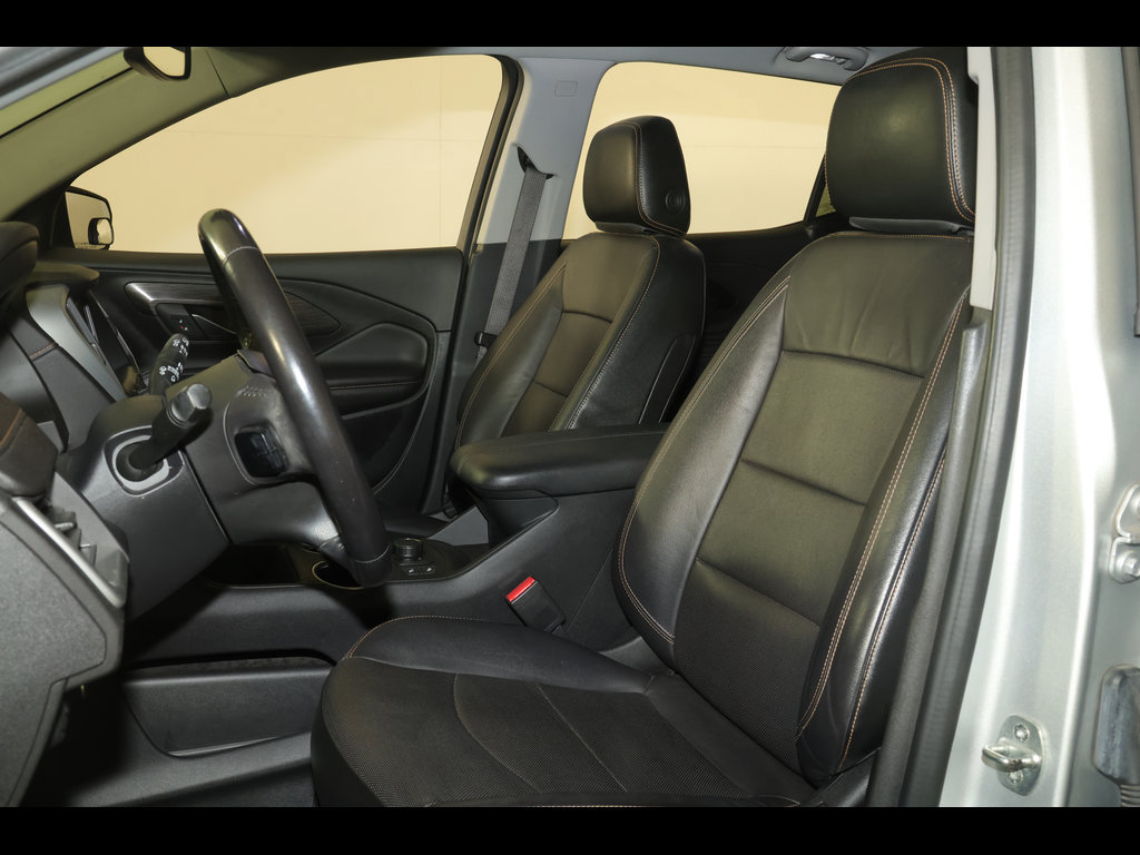Used 2020 GMC Terrain SLT FWD image 22