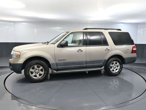 Used 2007 Ford Expedition XLT image 9