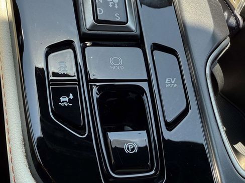 Used 2024 Lexus NX 350h AWD image 29