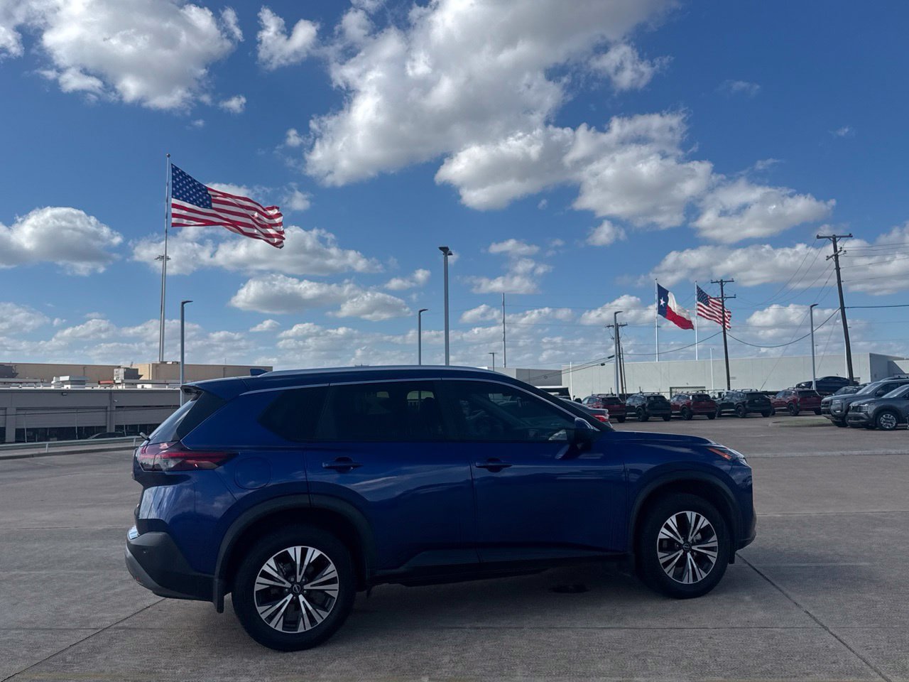 Certified 2023 Nissan Rogue SV w/ SV Premium B Package FWD image 32