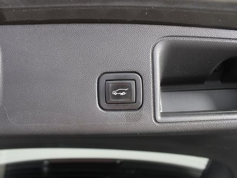 Used 2020 GMC Terrain Denali w/ Denali Premium Package image 24