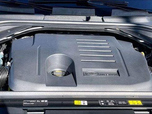 New 2026 Land Rover Range Rover Sport SE image 13