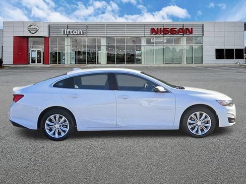 Used 2023 Chevrolet Malibu LT FWD image 3
