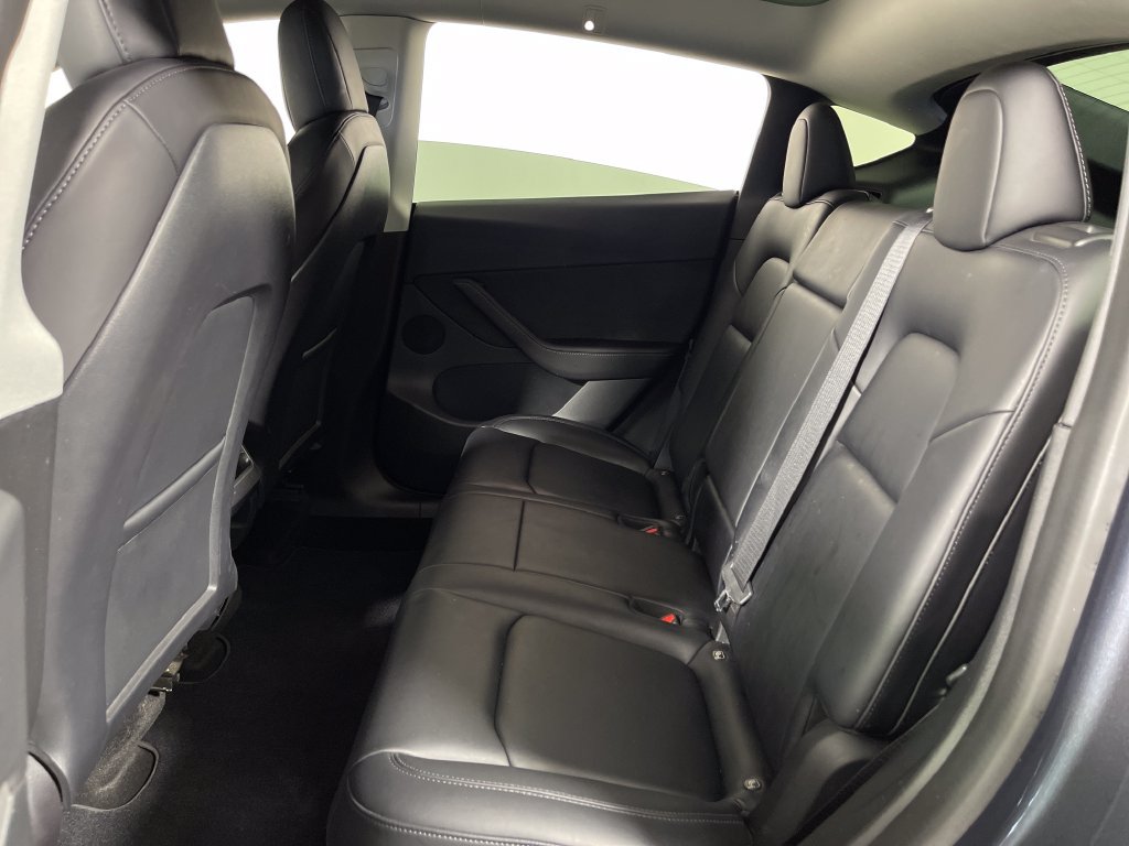 Used 2022 Tesla Model Y Performance AWD/4WD image 13