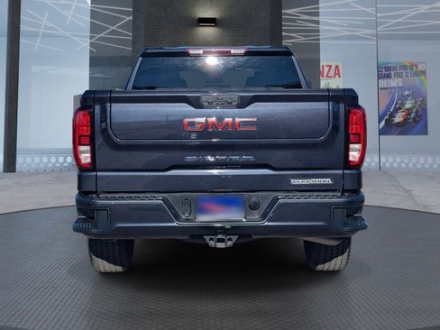 Used 2022 GMC Sierra 1500 Elevation image 5