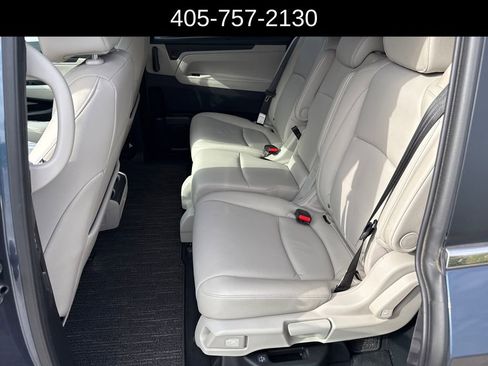 Used 2025 Honda Odyssey EX-L image 17