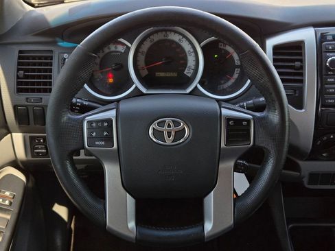 Used 2013 Toyota Tacoma PreRunner w/ SR5 Pkg image 19