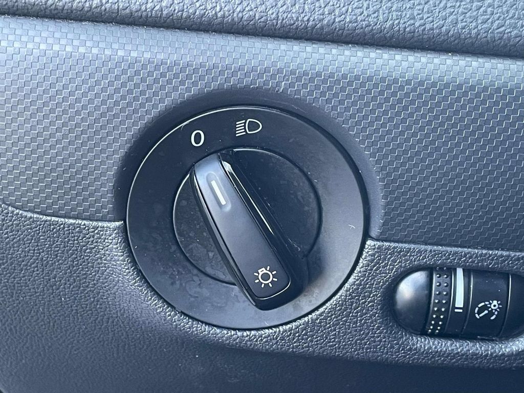 Used 2015 Volkswagen Jetta S FWD image 19