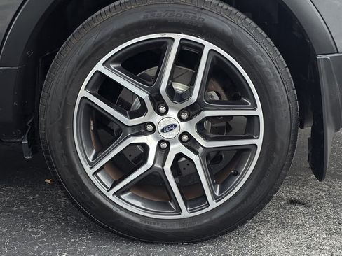 Used 2017 Ford Explorer Sport w/ Equipment Group 401A AWD/4WD image 44