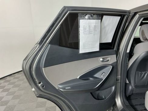 Used 2018 Hyundai Santa Fe Sport image 23