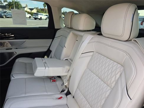 New 2026 Lincoln Nautilus Black Label AWD/4WD image 11