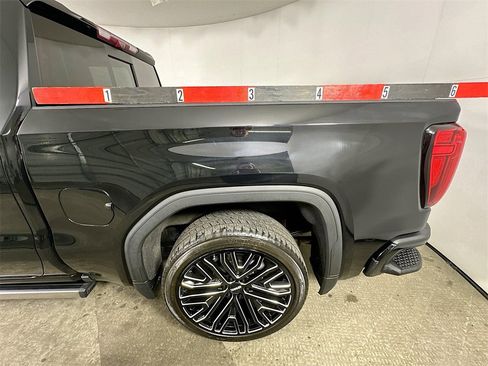 Used 2022 GMC Sierra 1500 Denali w/ Technology Package image 38