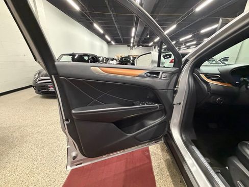 Used 2016 Lincoln MKC Reserve w/ Lincoln MKC Climate Package image 18