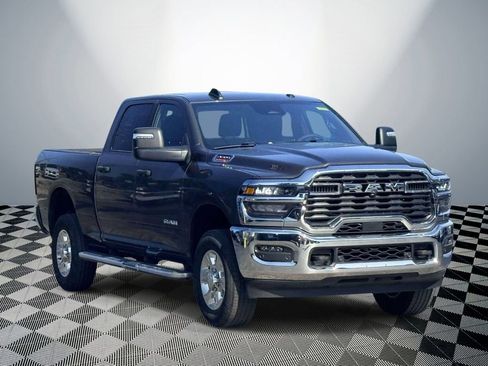 Used 2026 RAM 2500 Big Horn AWD/4WD image 4