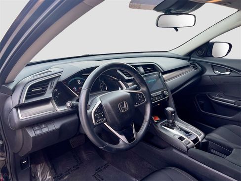 Used 2020 Honda Civic EX image 9