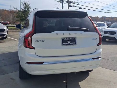 New 2026 Volvo XC90 B6 Plus w/ Protection Package Premier image 9