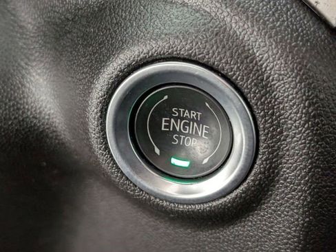 Certified 2025 Chevrolet Silverado 2500 Custom w/ Custom Value Package image 19