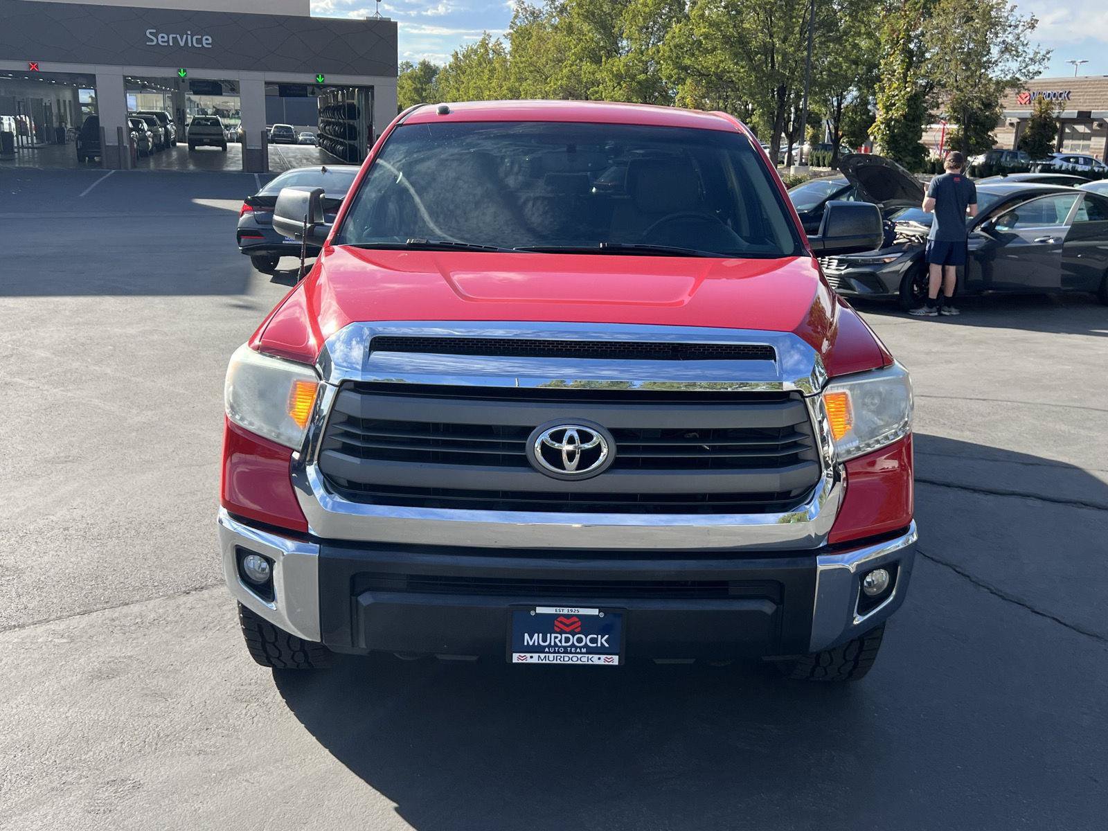 Used 2014 Toyota Tundra SR5 w/ SR5 Upgrade Package AWD/4WD image 13
