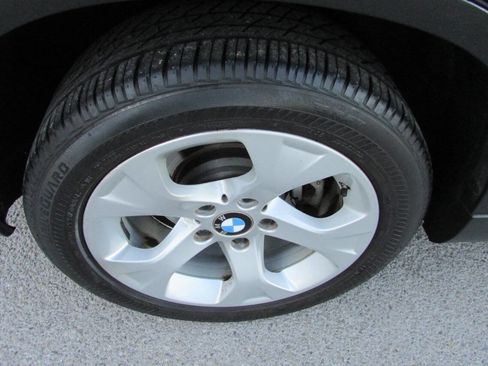 Used 2013 BMW X1 sDrive28i image 11