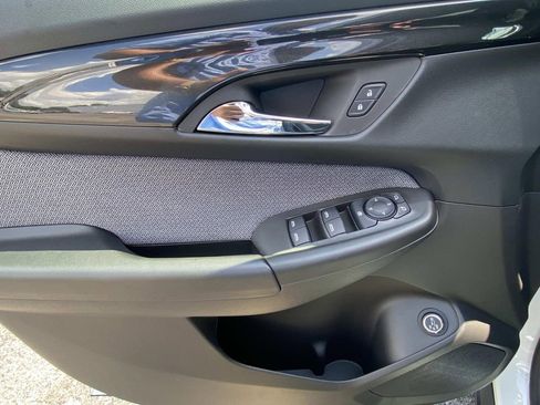 New 2026 Chevrolet TrailBlazer LT w/ Convenience Package FWD image 17