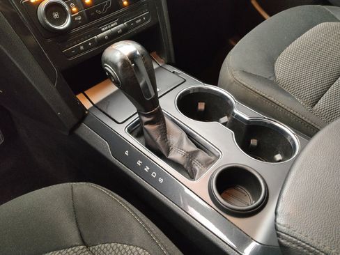 Used 2019 Ford Explorer XLT FWD image 26