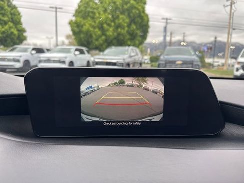 Used 2024 MAZDA MAZDA3 s FWD image 25