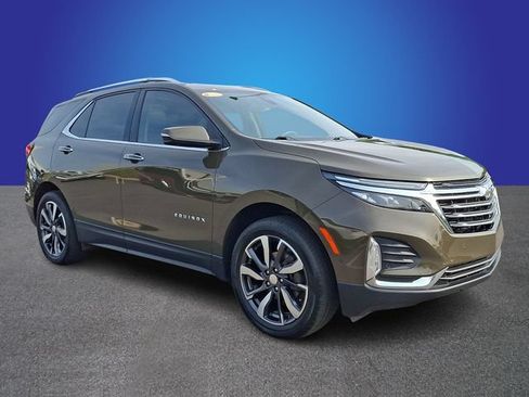 Used 2024 Chevrolet Equinox Premier AWD/4WD image 2