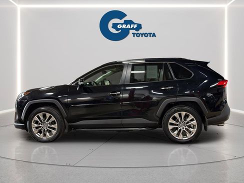 Used 2019 Toyota RAV4 Limited w/ Cold Weather Package AWD/4WD image 12