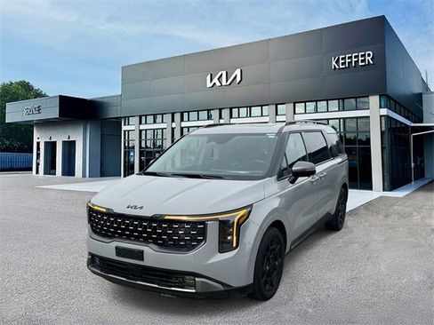 Certified 2025 Kia Carnival SX w/ SX Dark Edition Package image 1