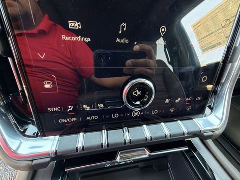 New 2026 GMC Yukon Denali Ultimate AWD/4WD image 15