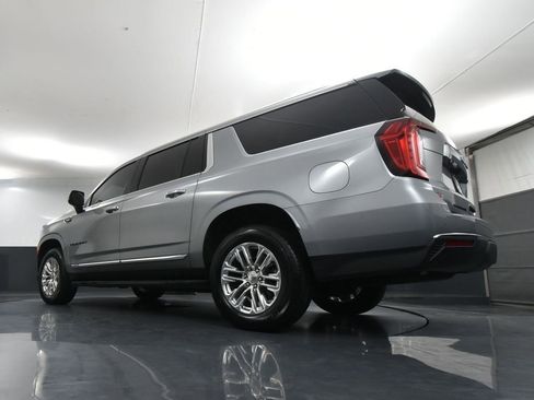 Used 2024 GMC Yukon XL SLT image 61