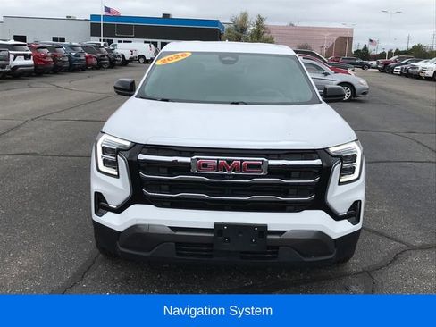 Certified 2026 GMC Terrain Elevation AWD/4WD image 2
