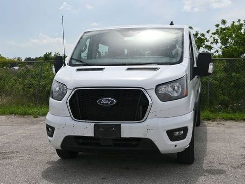 Used 2024 Ford Transit 350 XLT RWD image 4