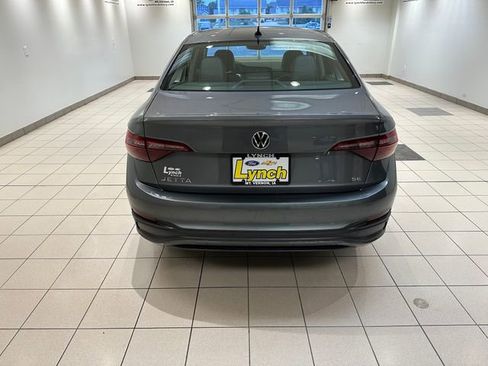 Used 2023 Volkswagen Jetta SE FWD image 20