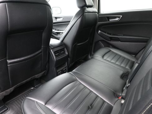 Used 2020 Ford Edge SEL w/ Convenience Package image 21