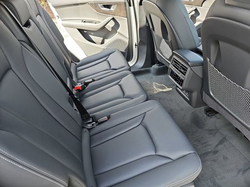 New 2026 Audi Q7 3.0T Premium Plus image 11